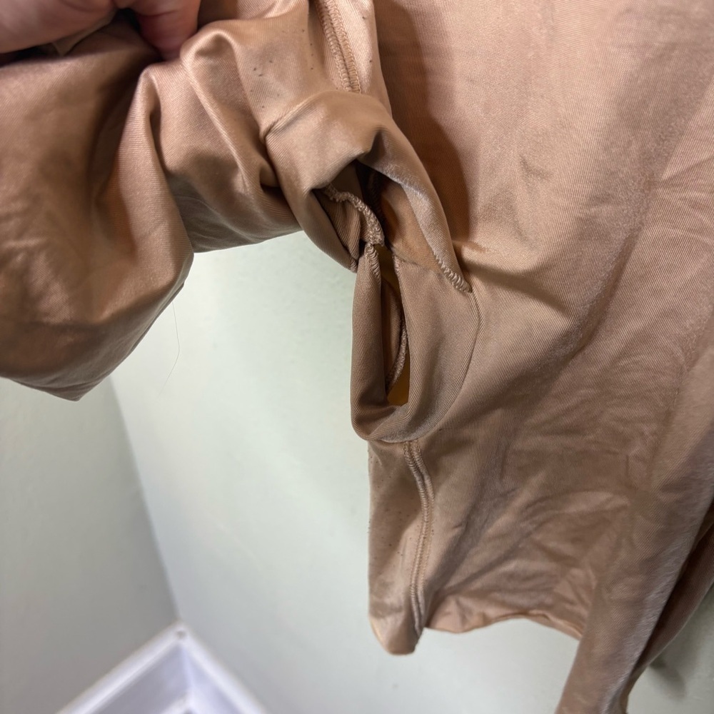 SPANX Light Tan Shapewear Bodysuit Size Medium - Picture 4 of 6